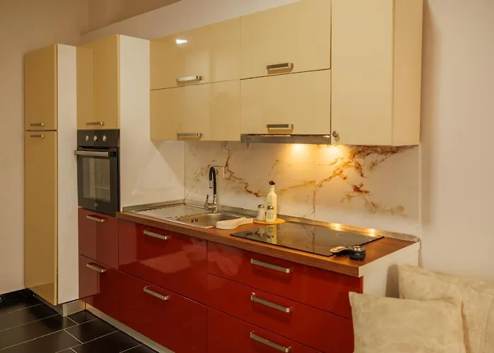 Summer Vibes Golem (Tirana)